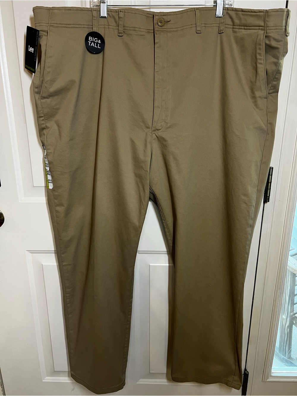 Lee Extreme Motion Big & Tall Khaki Pants 54x32 Regular Straight NWT